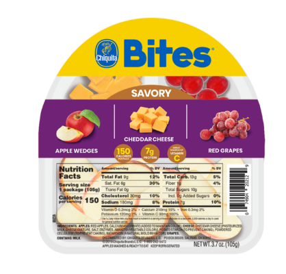 Apple Wedges, Cheddar Cheese and Red Grapes