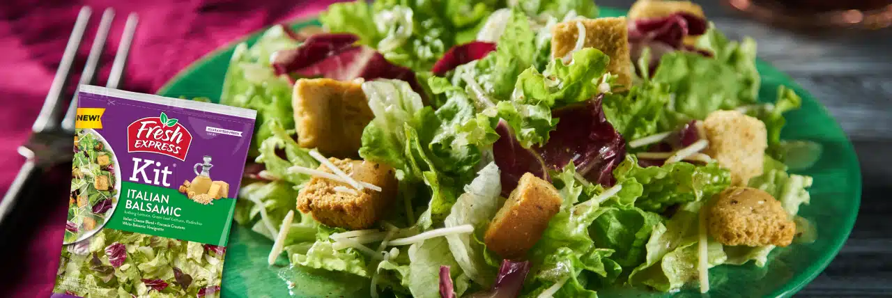 NEW Fresh Express® Italian Balsamic Salad Kit