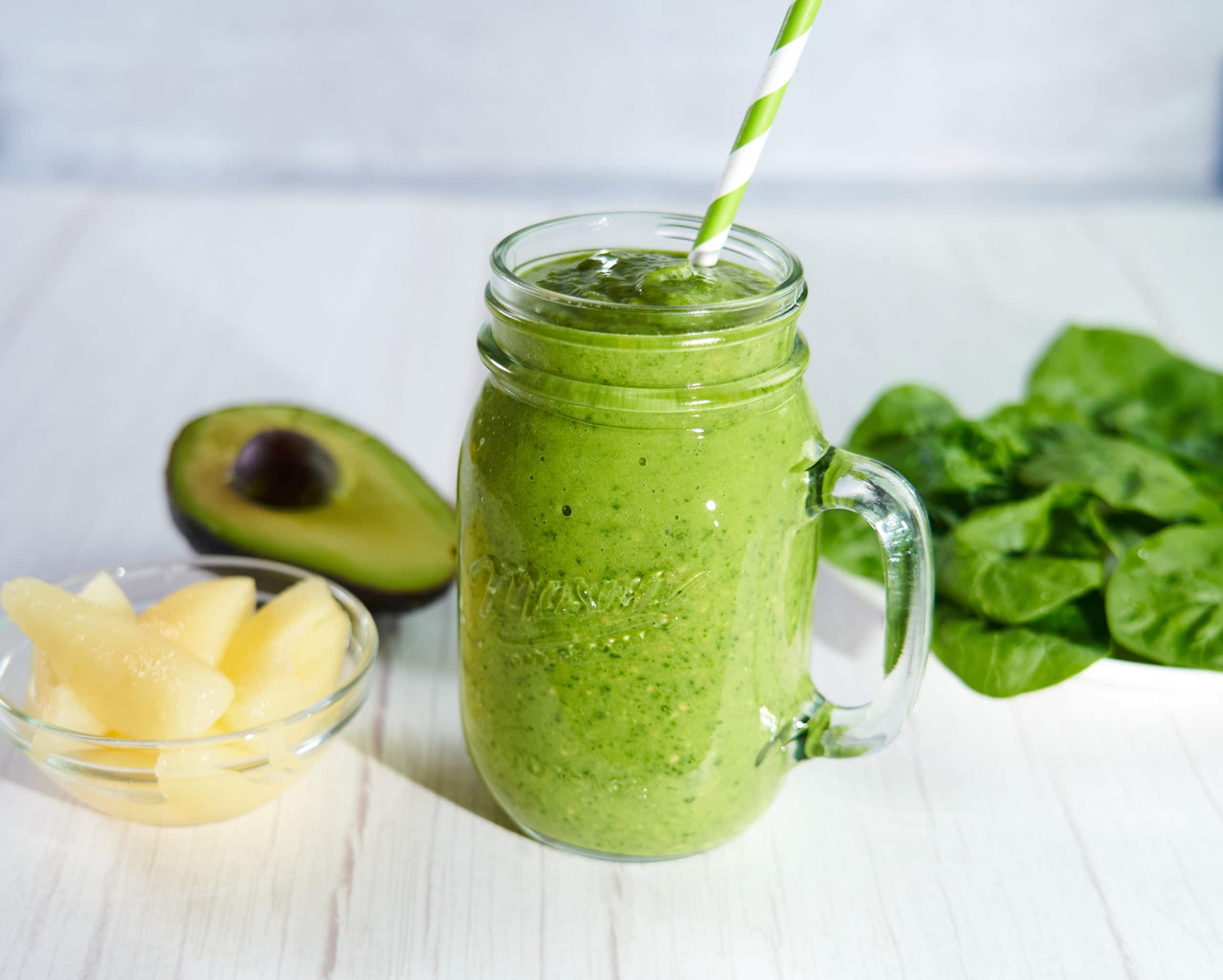 Spinach Avocado Pear Smoothie - Fresh Express
