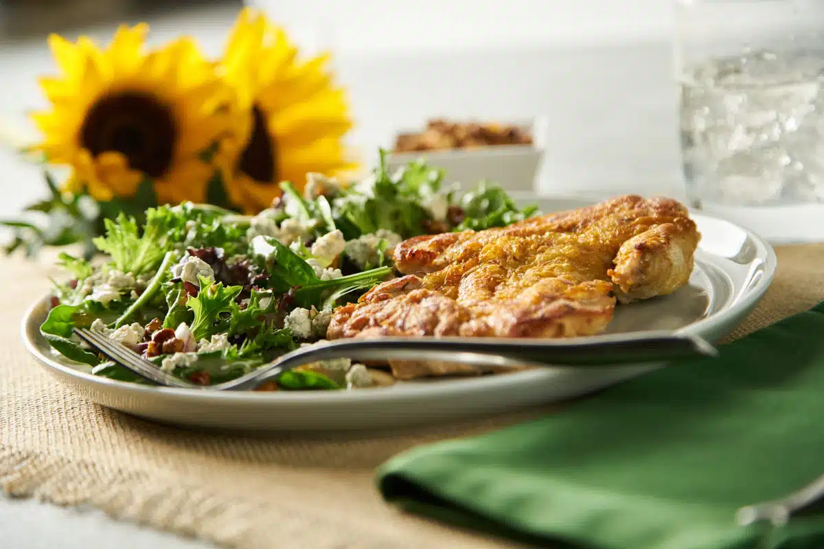 Brick Chicken with Pear Gorgonzola Salad Kit