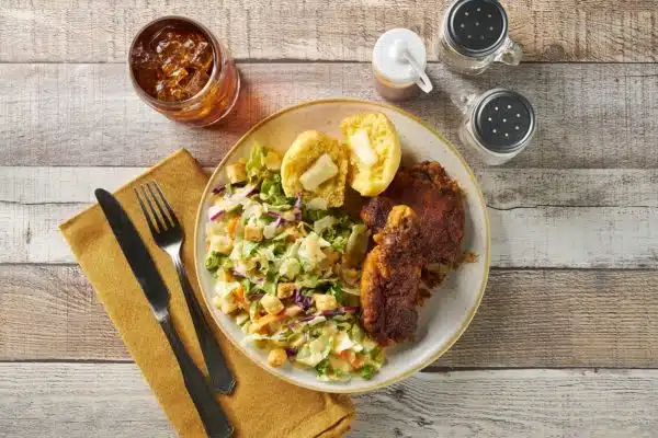 Nashville Hot Chicken with French Bistro Chopped Salad Kit