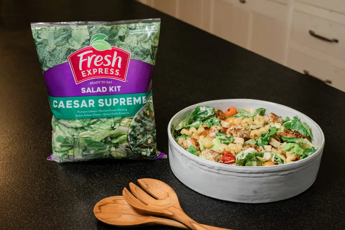 Recipe by Tiffani Thiessen Caesar Supreme Salad with Herby